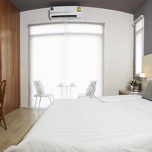 Kamer met een Queen Size Bed